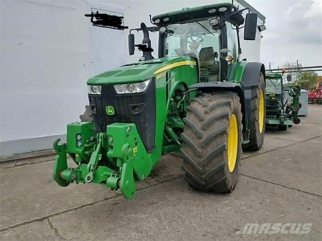 John Deere 8320R Traktoren