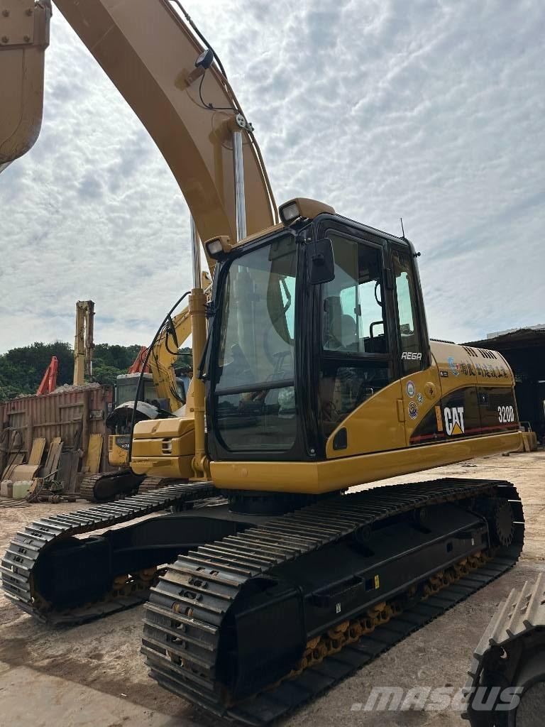 CAT CAT320D Midibagger  7t - 12t