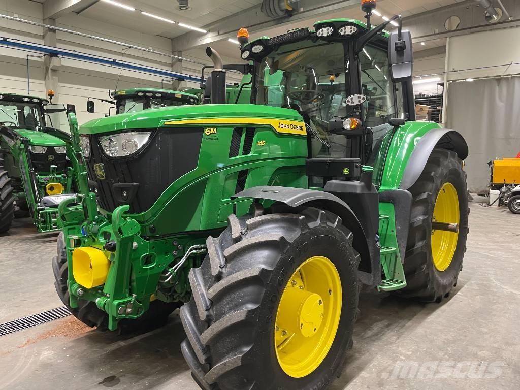 John Deere 6M145 Traktoren