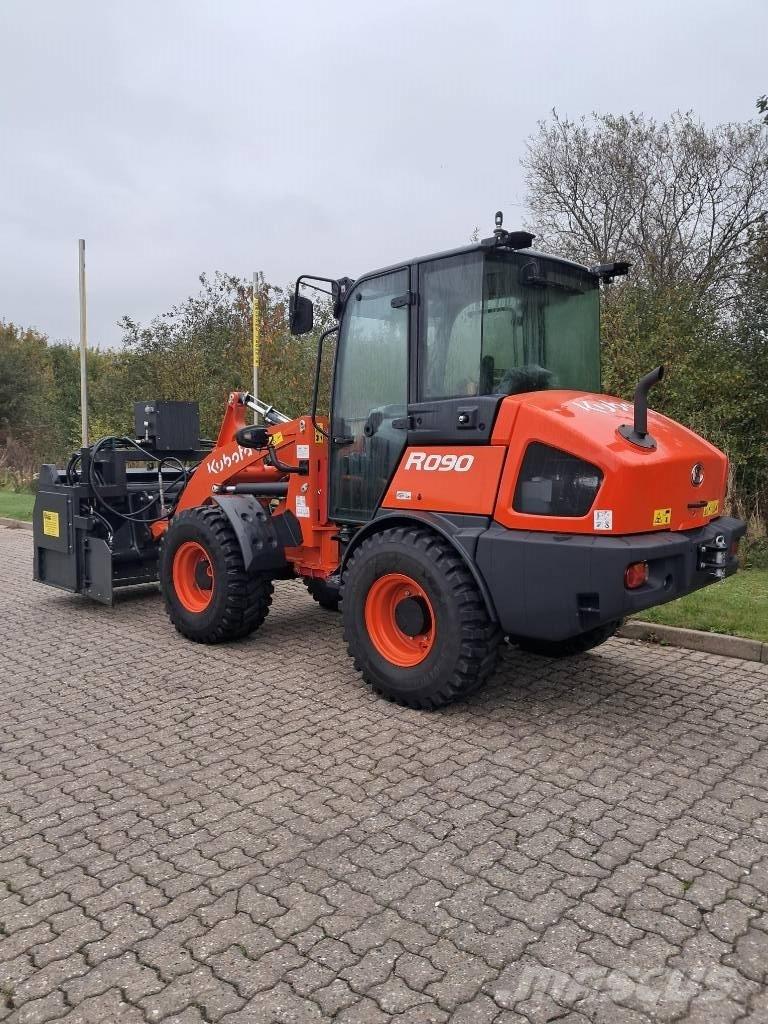 Kubota R 090 Radlader
