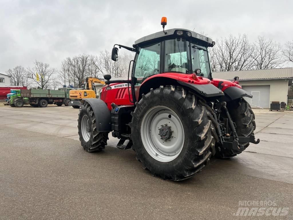 Massey Ferguson 7726 Traktoren