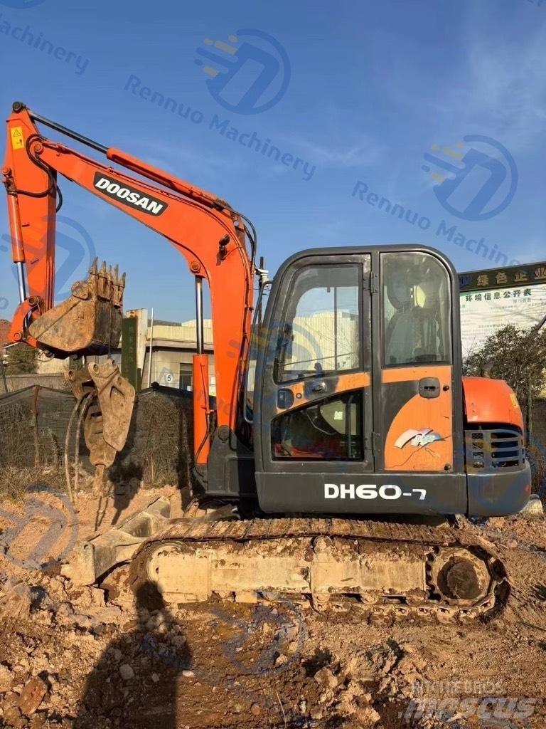 Doosan DH 60 Raupenbagger