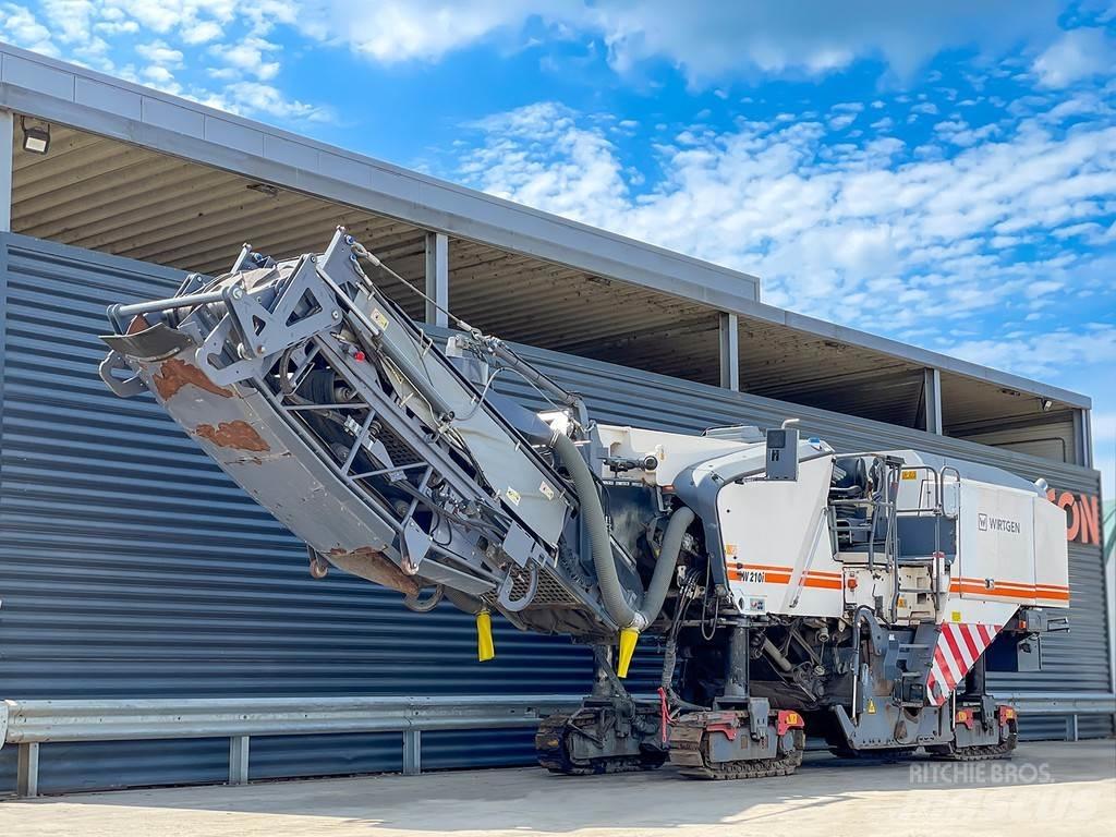 Wirtgen W 210 I Asphaltfräsen