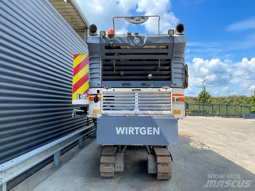 Wirtgen W 210 I Asphaltfräsen
