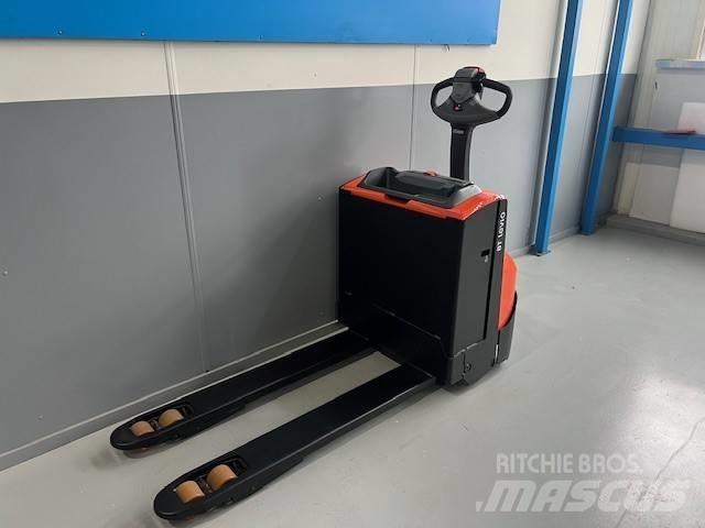 Toyota LWE160 Niedergabelstapler