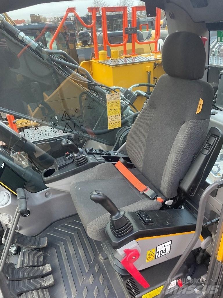 Volvo EC250EL Raupenbagger