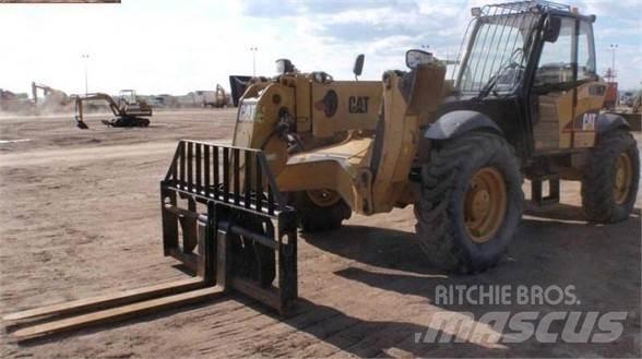 CAT TH560B Teleskoplader