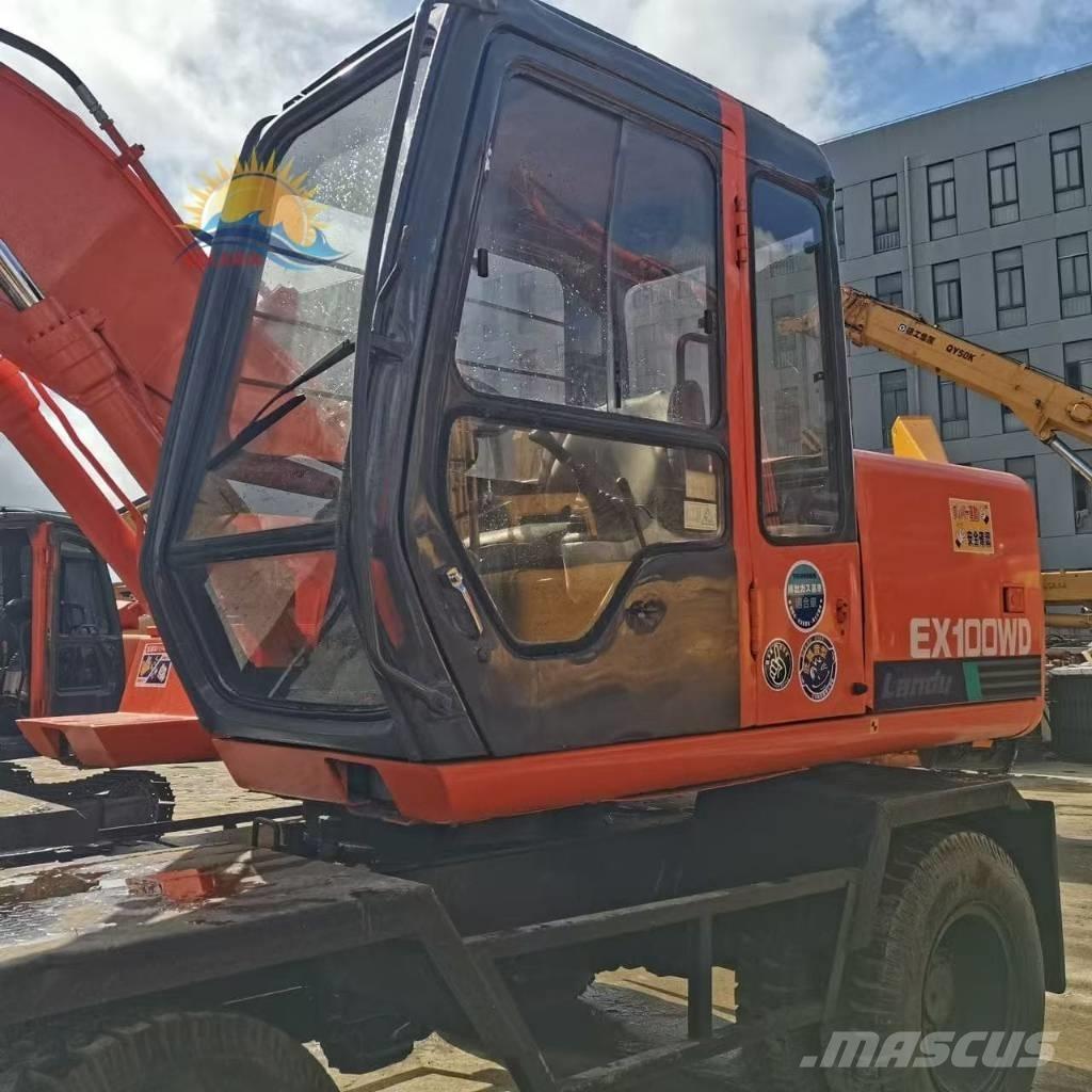 Hitachi EX 100 W D Mobilbagger