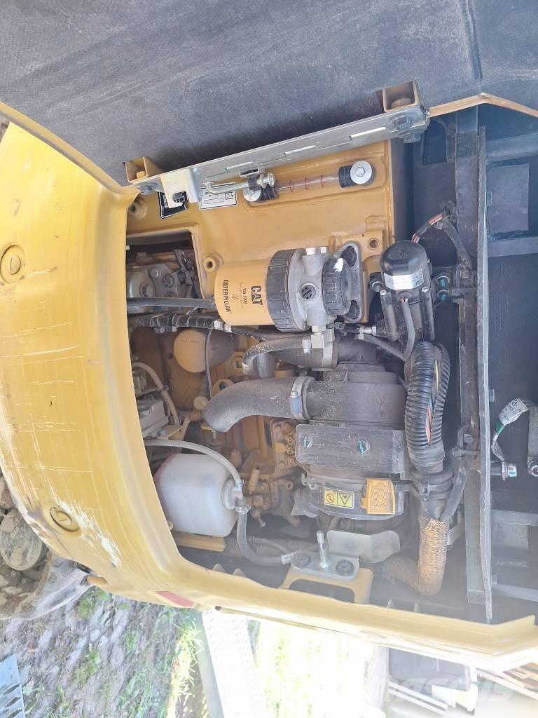 CAT 301.8 Rototilt Minibagger < 7t