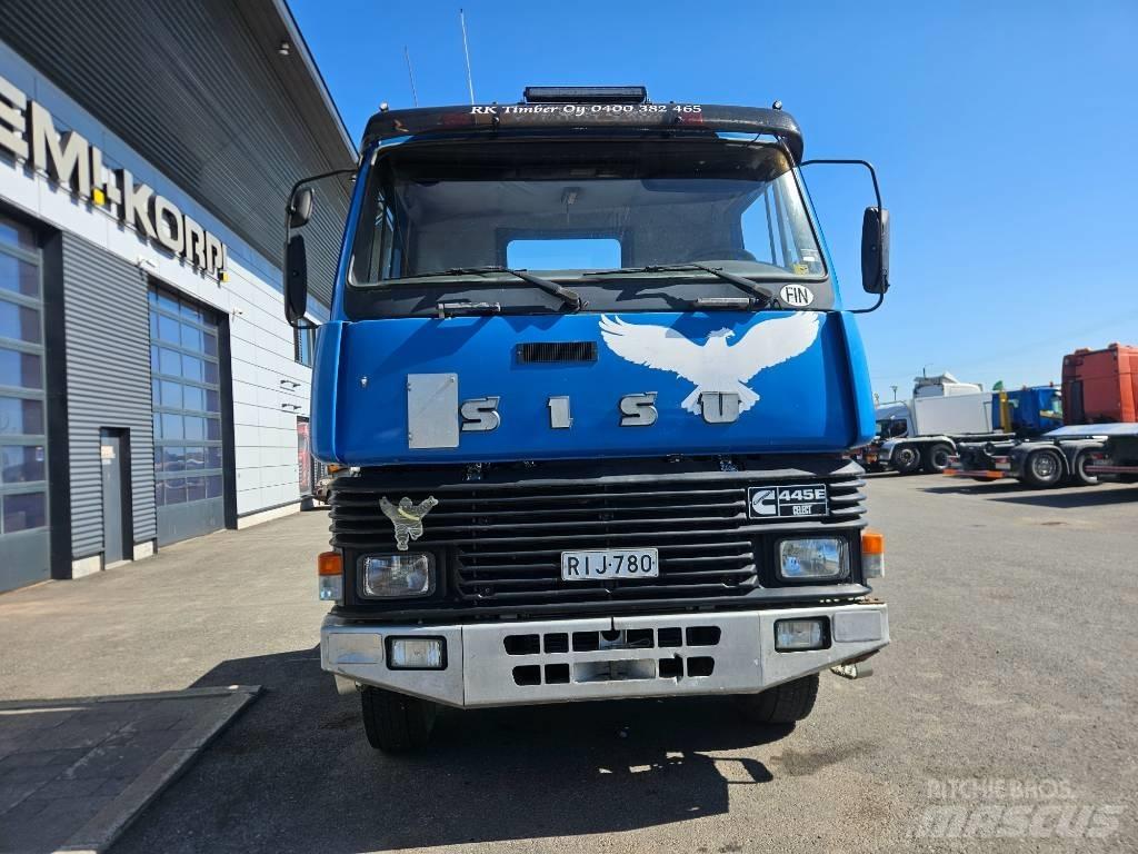 Sisu SM 320 Forsttransportfahrzeuge