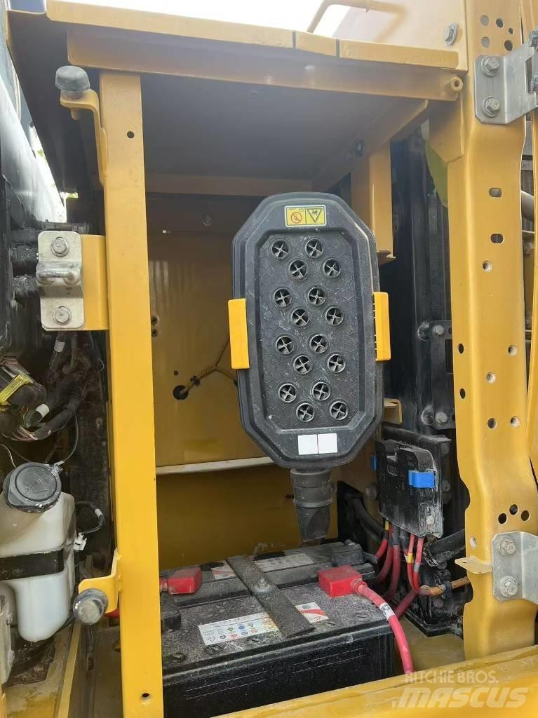 CAT 320 GC Raupenbagger
