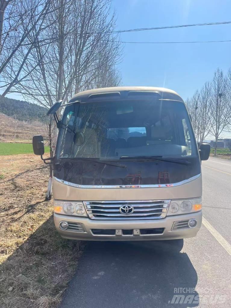 Toyota Coaster Überlandbusse