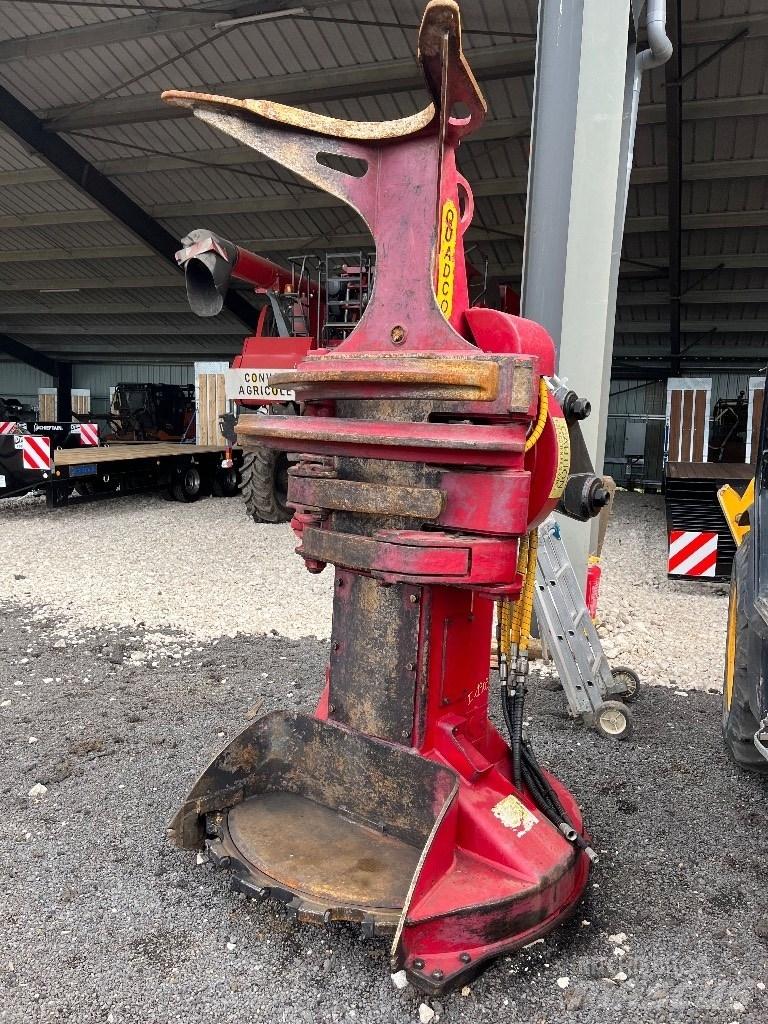  Quadco 20c Harvester