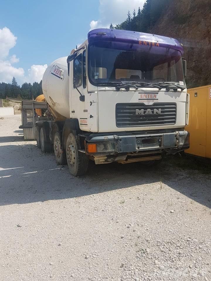 MAN T45 P X N 1 L Betonmischer