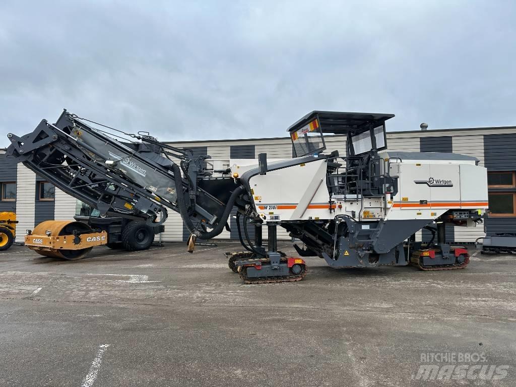 Wirtgen W210I Asphaltfräsen