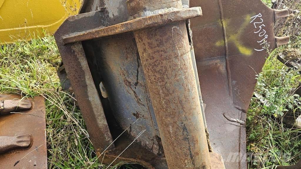  inconnu Axe Schaufeln