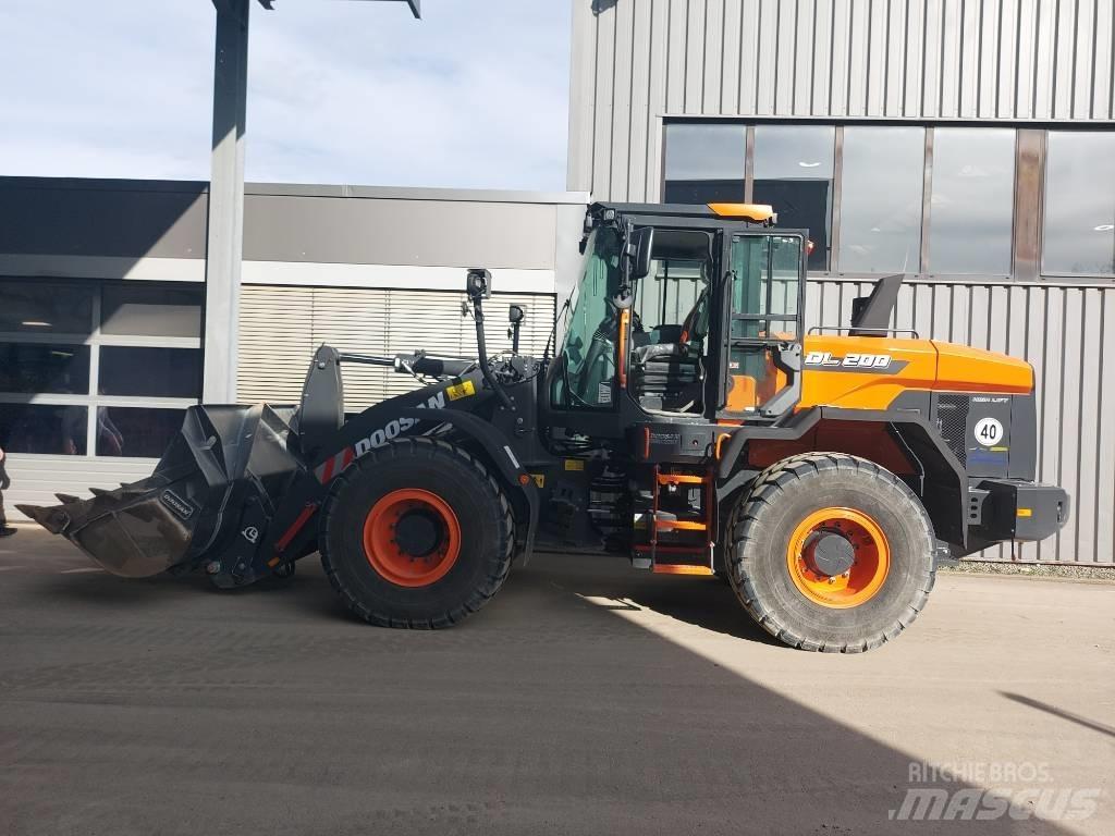 Develon DL 200-7 Radlader