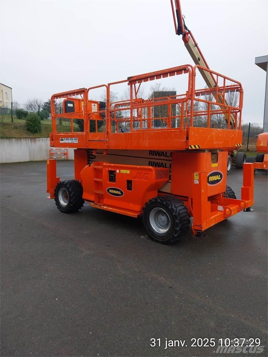 JLG 4394RT Scheren-Arbeitsbühnen