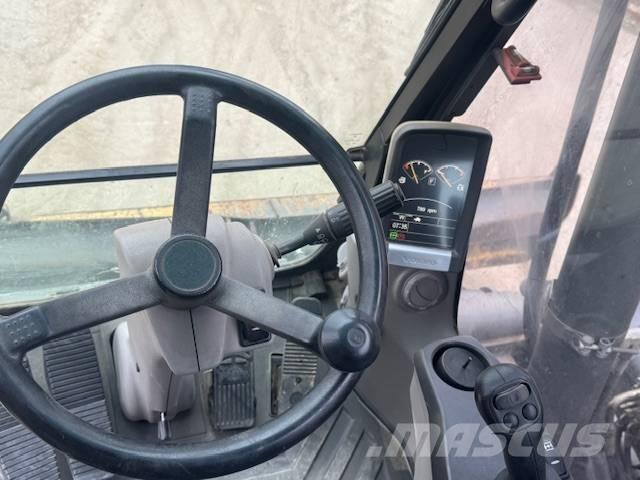 Volvo EW 140 C Mobilbagger