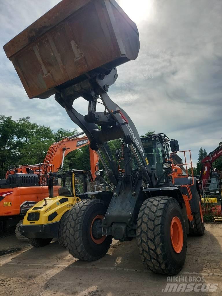 Develon DL 420 CVT-7 Radlader