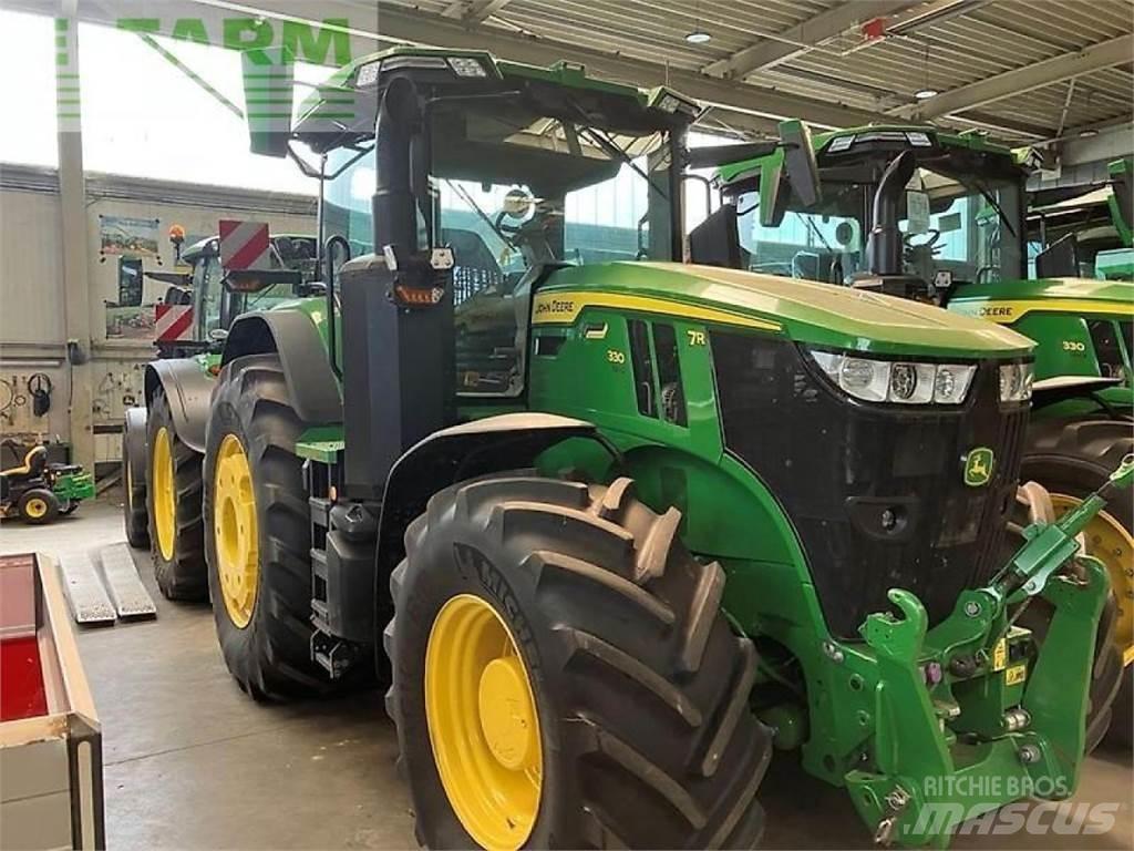John Deere 7r 330 Traktoren