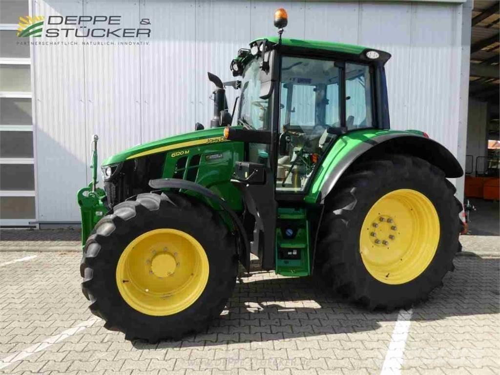 John Deere 6120M Traktoren