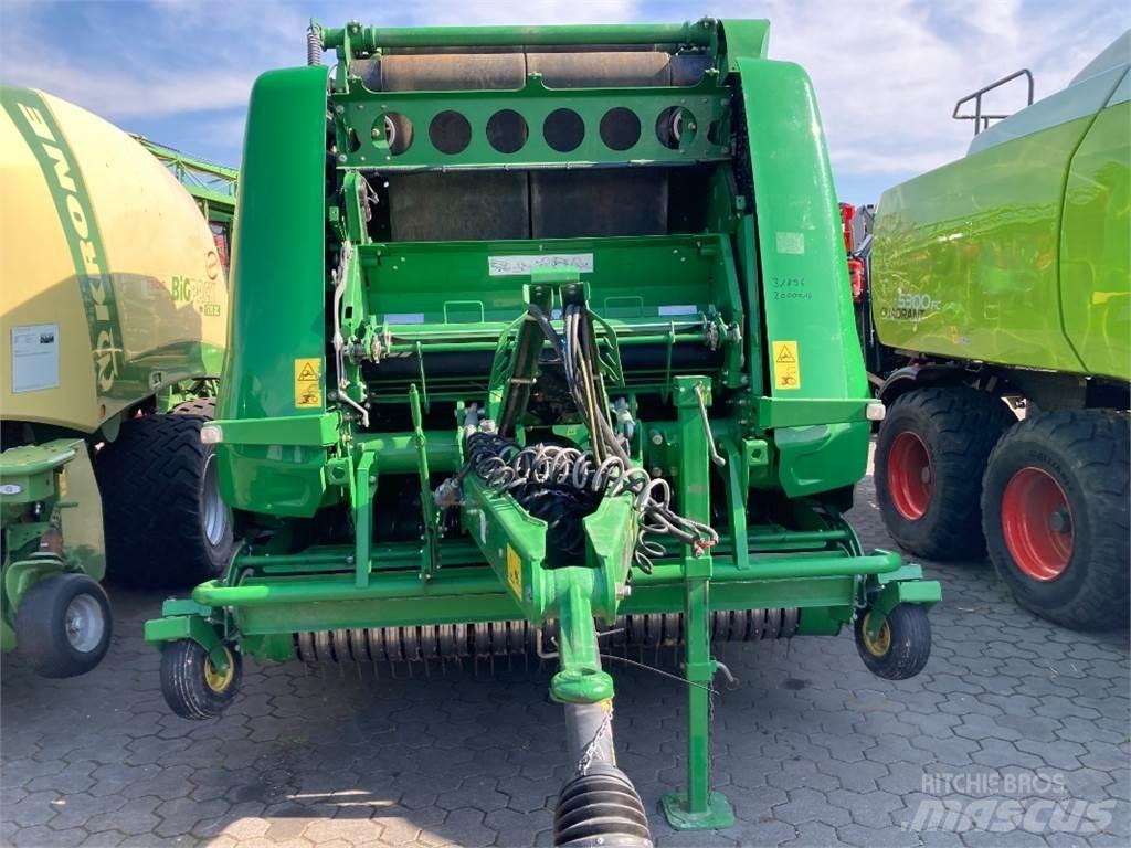 John Deere 990 Rundballenpressen