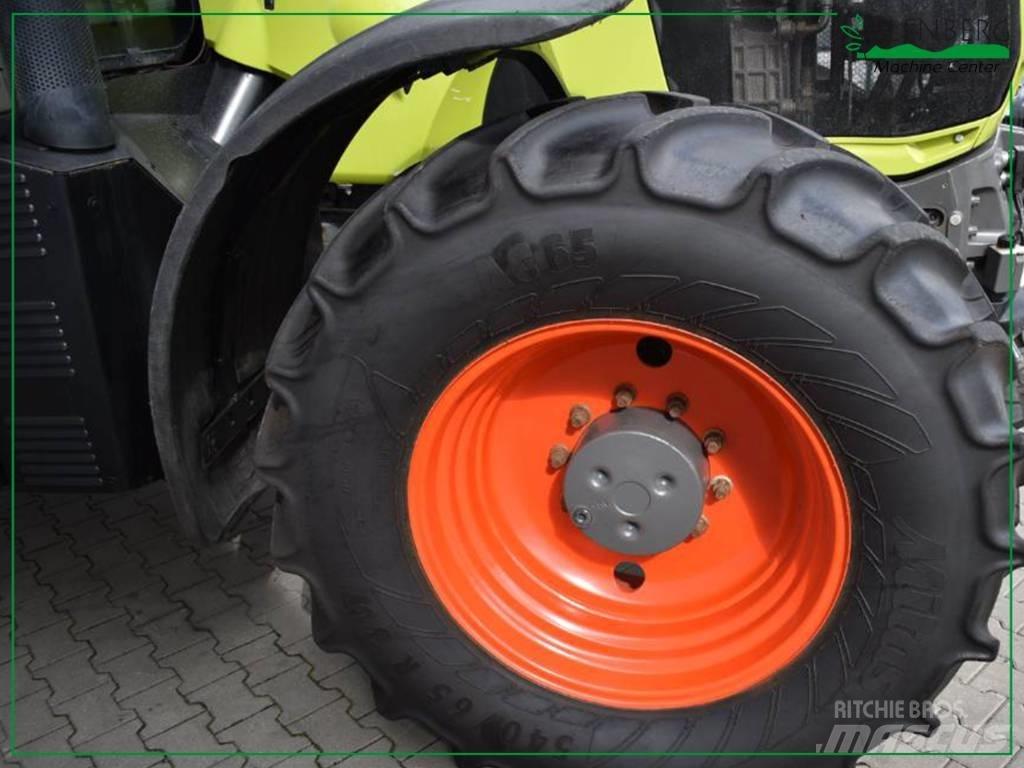 CLAAS Axion 810 Traktoren