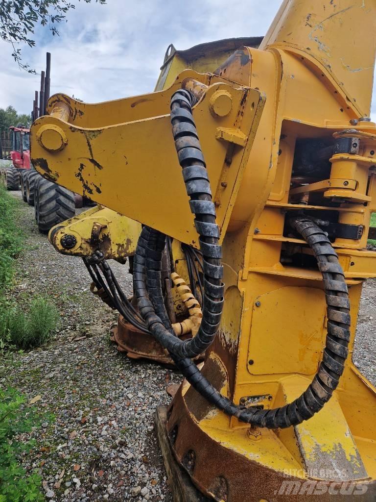  GILBERT 3018 Harvester