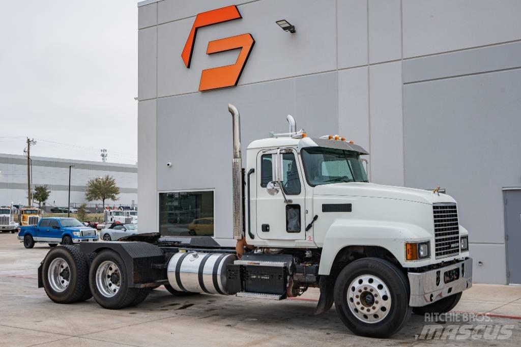 Mack Pinnacle Sattelzugmaschinen