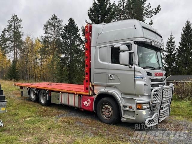 Scania R 560 6*2 Pritschenwagen/Pritschenwagen mit Seitenklappe