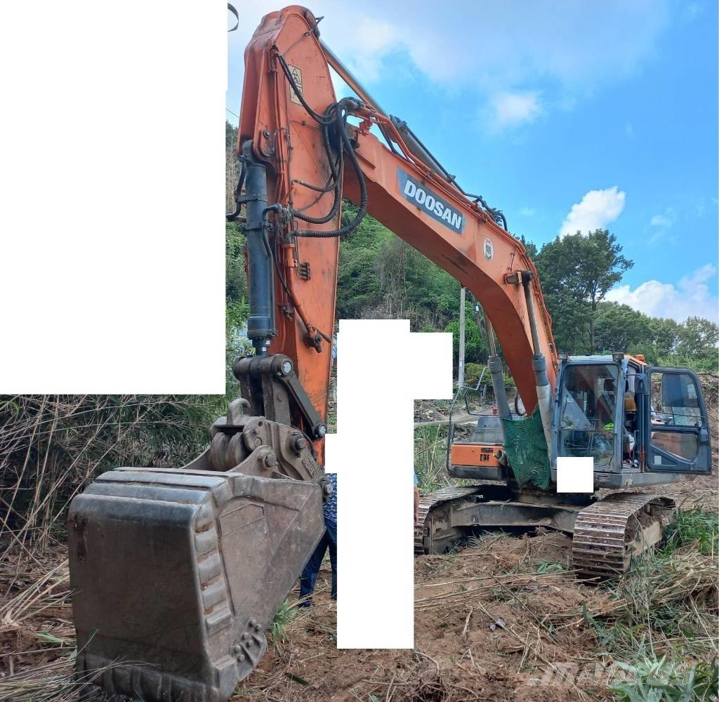 Doosan DX 300 LC-5 Raupenbagger