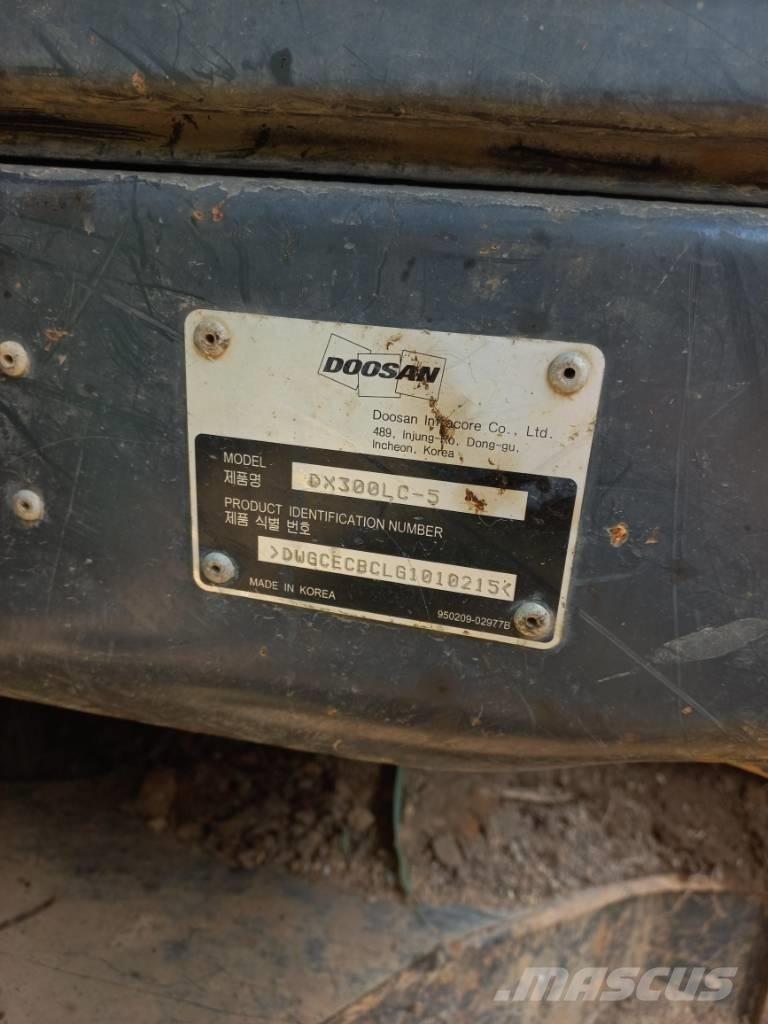 Doosan DX 300 LC-5 Raupenbagger