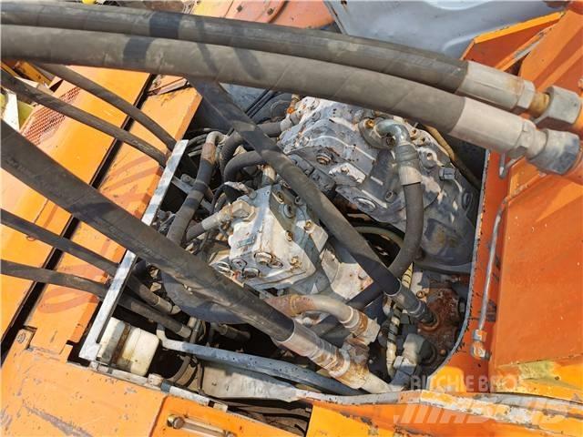 Hitachi EX160WD Raupenbagger