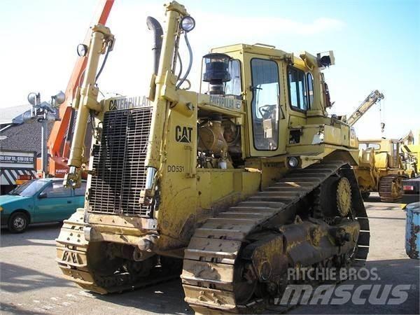 CAT D8N Bulldozer