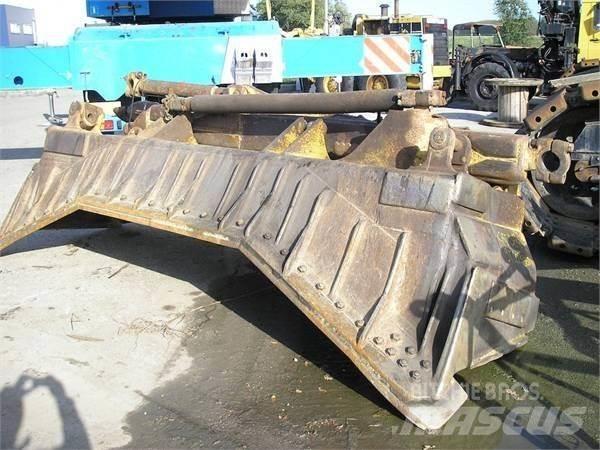 CAT D8N Bulldozer