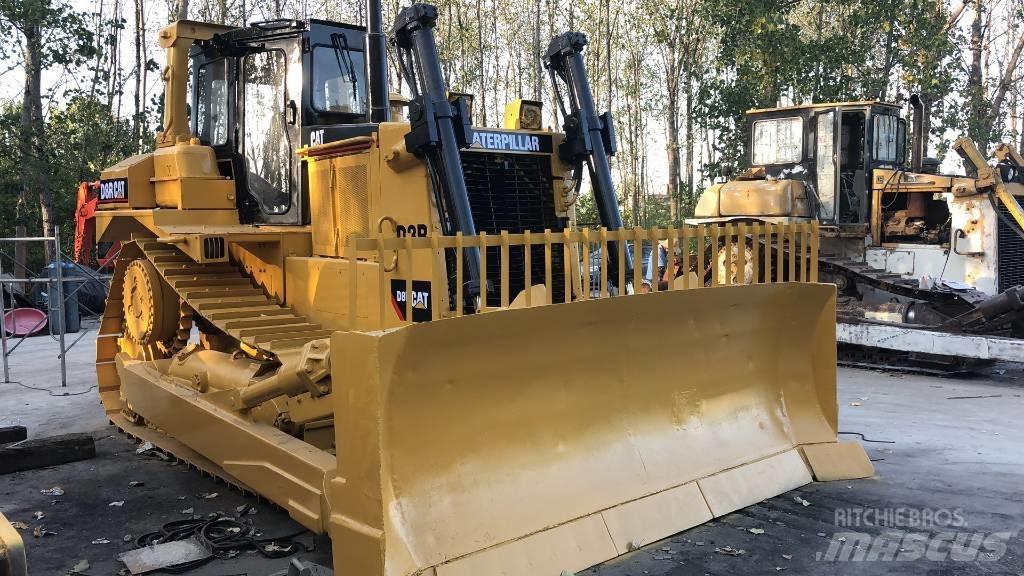 CAT D8R Bulldozer