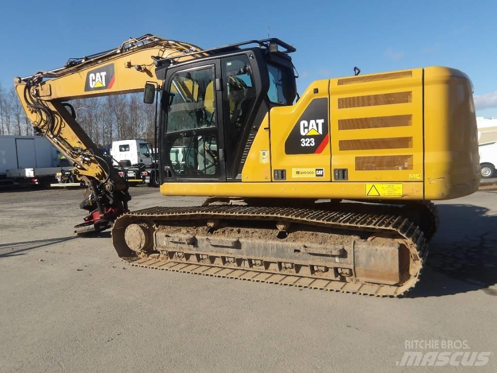 CAT 323 Raupenbagger