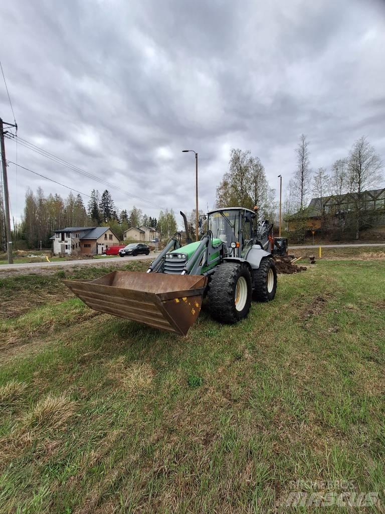 Lännen 8600 E Baggerlader