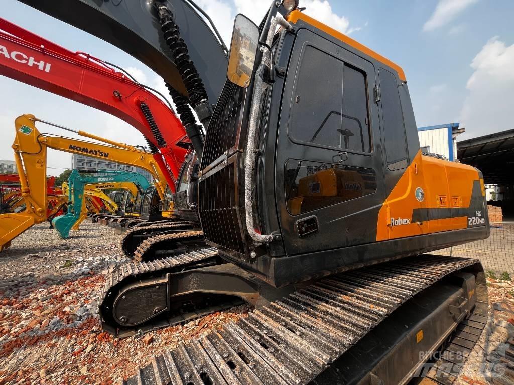 Hyundai HX 220 Raupenbagger