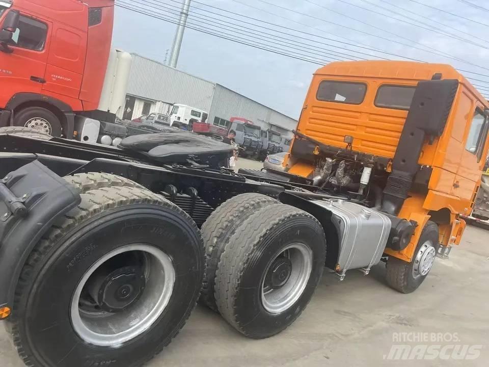 Shacman F3000 6X4 Sattelzugmaschinen