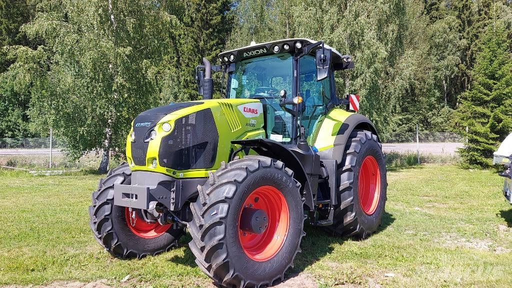 CLAAS Axion 810 Traktoren