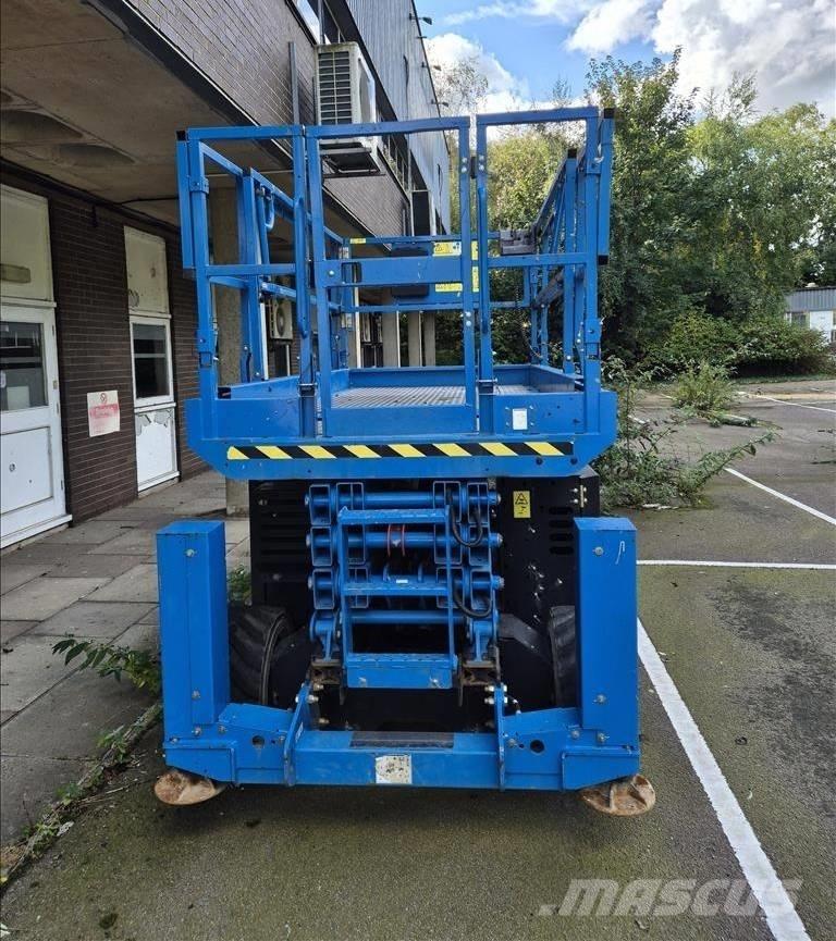 Genie GS 3369 RT Scheren-Arbeitsbühnen