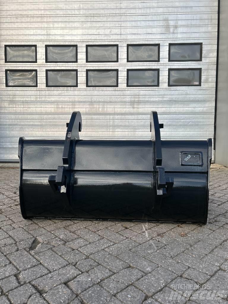 Saes Slotenbak taps Schaufeln