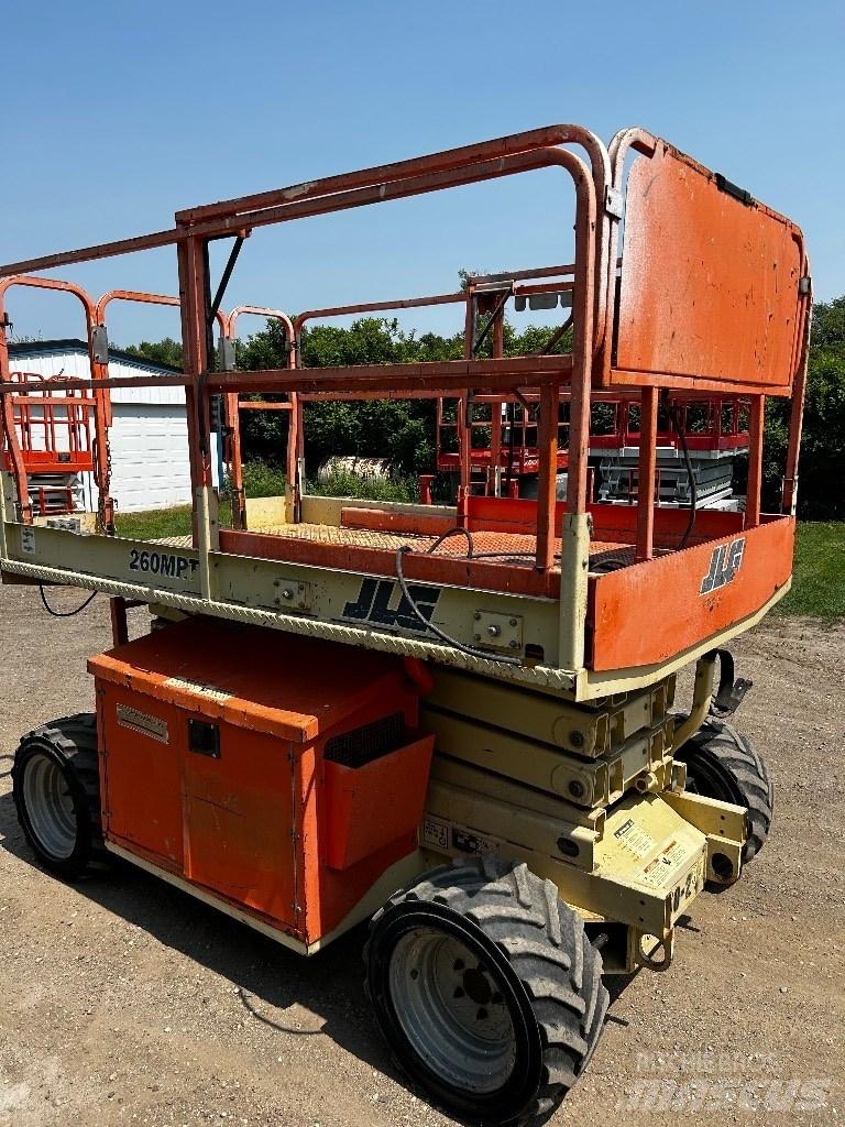 JLG 260 MRT Scheren-Arbeitsbühnen