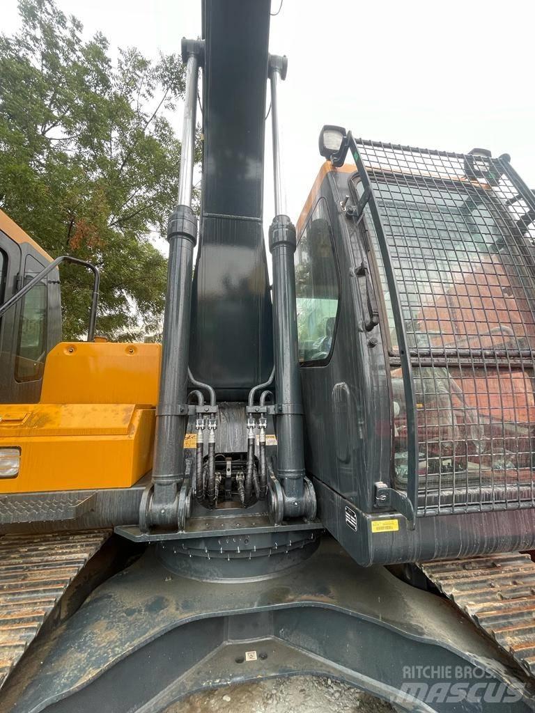 Hyundai R210 Raupenbagger