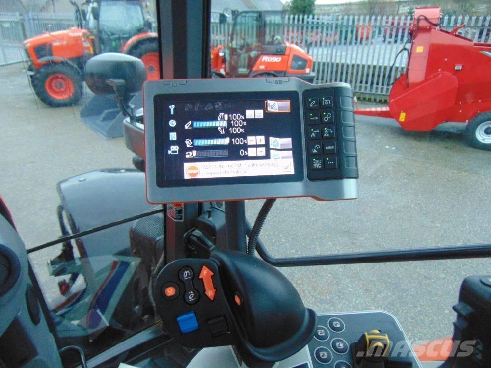 Kubota M 7151 Traktoren