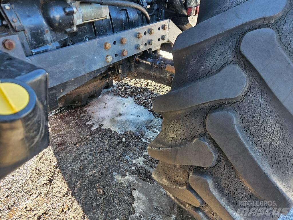 Valtra T 170 Traktoren