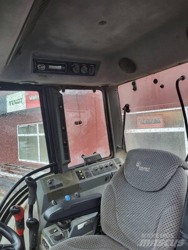 Valtra 8150 Traktoren
