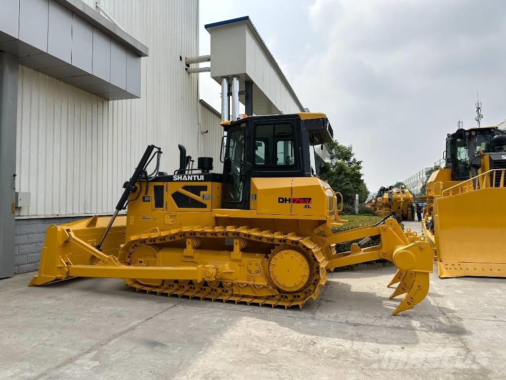 Shantui DH17 Bulldozer